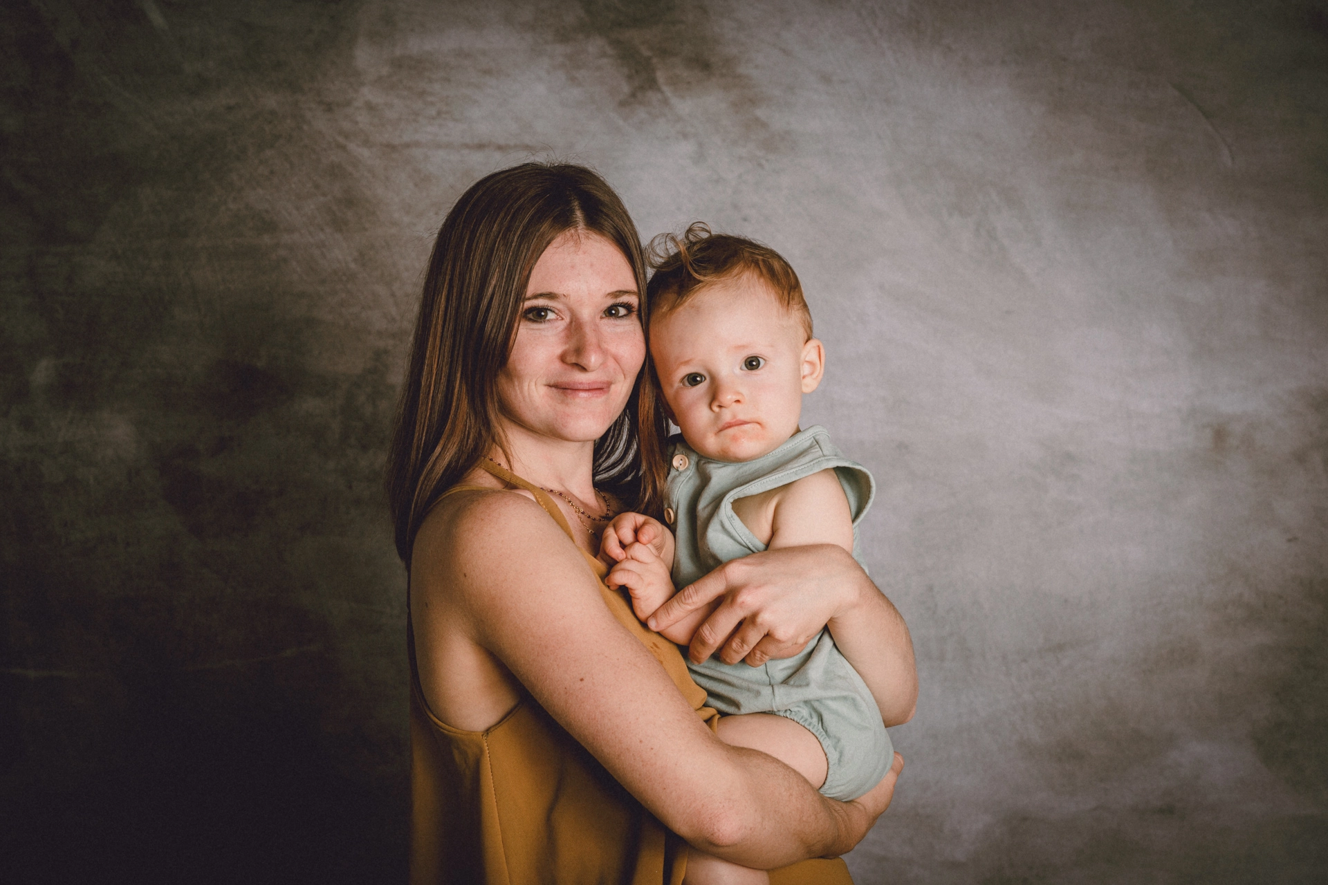 maman calin bambin mademoiselle r monsieur p photographe video annonay ardeche