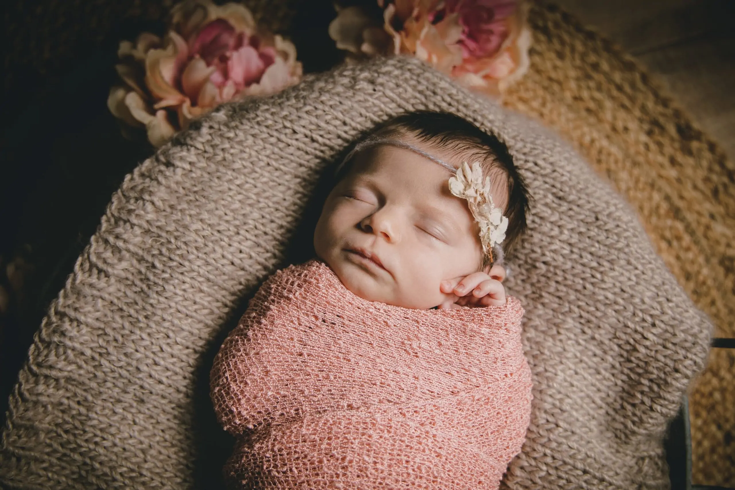 photographe naissance ardeche bebe studio rose mademoiselle r monsieur p