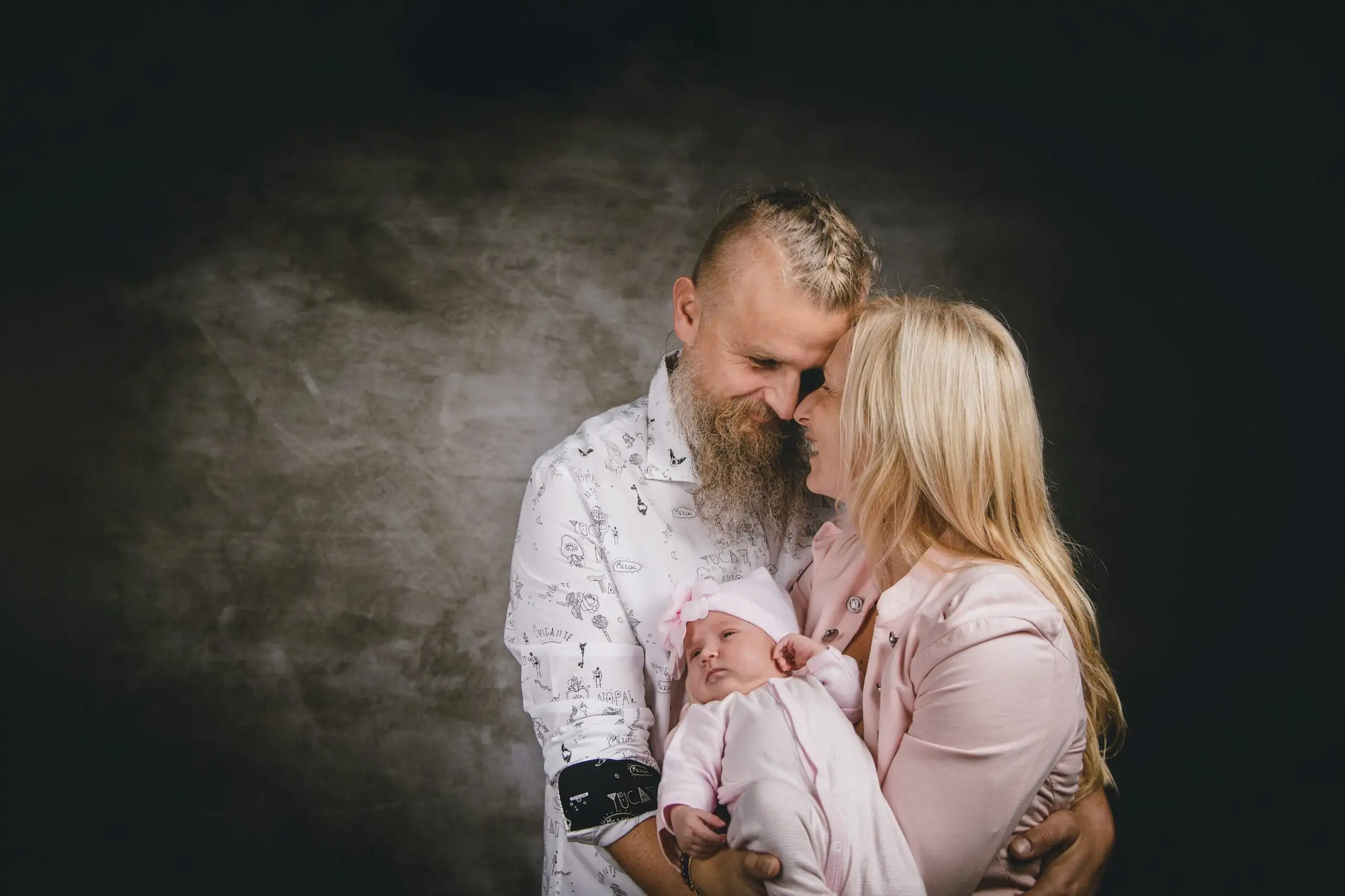 photographe naissance ardeche famille bebe studio mademoiselle r monsieur p